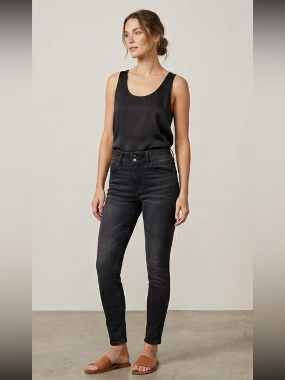 Vervet by Flying Monkey "Amber" Mid-Rise Skinny Jeans  Black Size 28